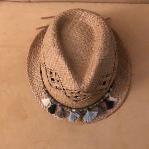 Tommy Bahama Accessories - Women’s small straw hat Tommy Bahama Accessories - Women’s small straw hat